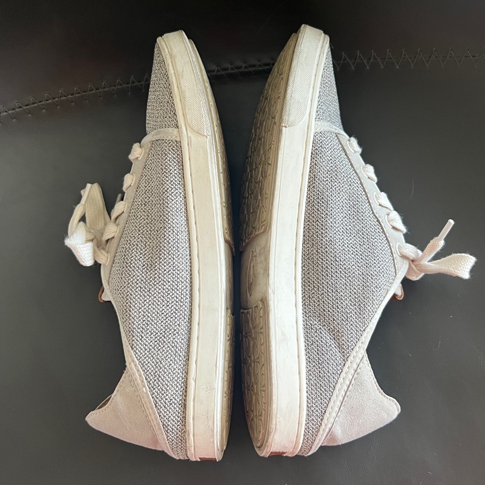 OluKai Pehuea Li Light Gray and White Knit Lace-Up Sneakers - Picture 9 of 11